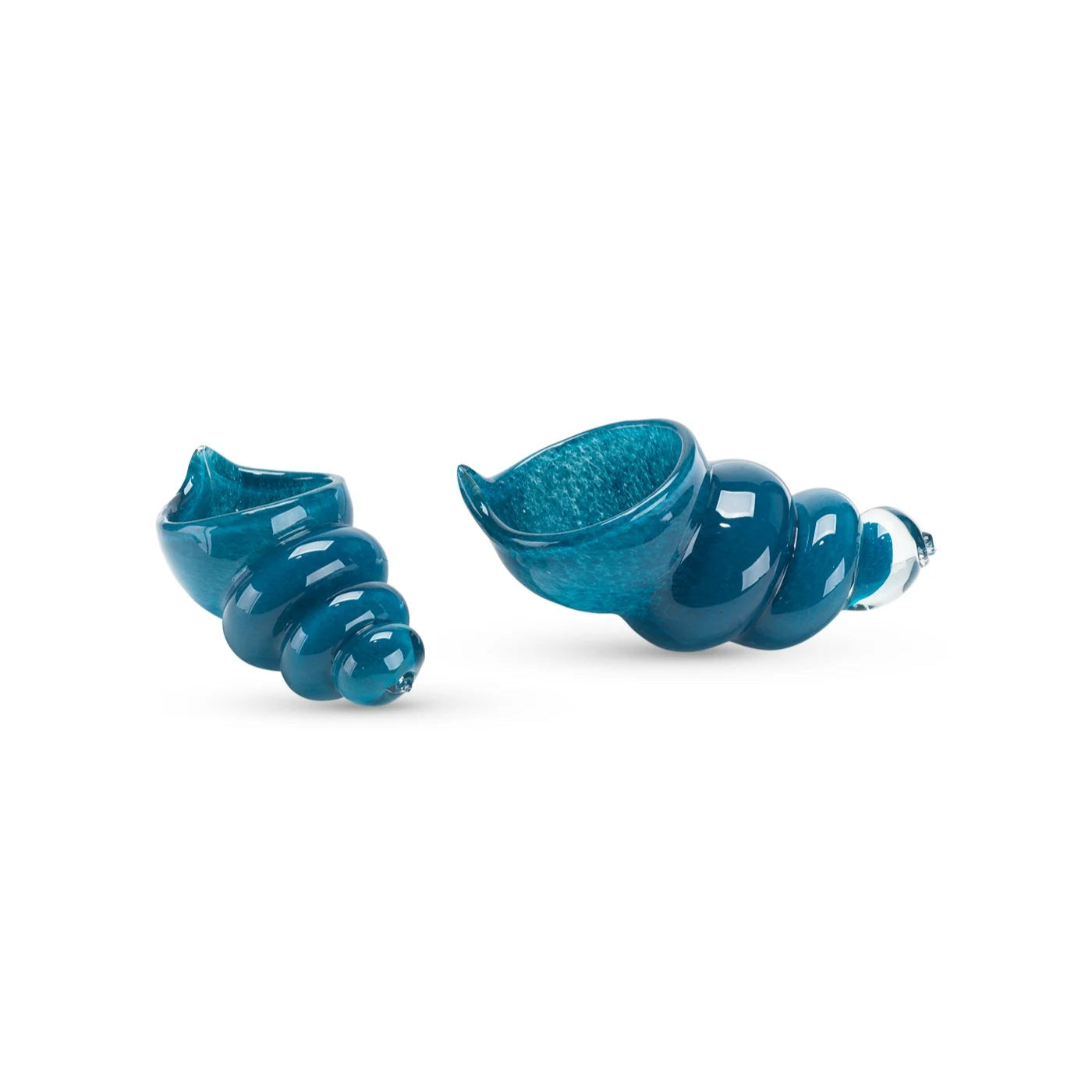Nina Campbell Blue Shell Ornament set of two