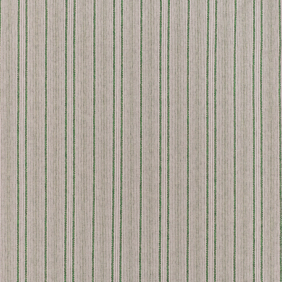 Nina Campbell Fabric - Woodbridge Aldeburgh Green NCF4501-03