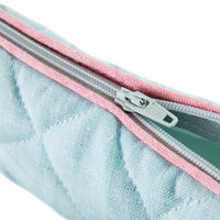 Nina Campbell Brush Bag Aqua/Pink close up zipper