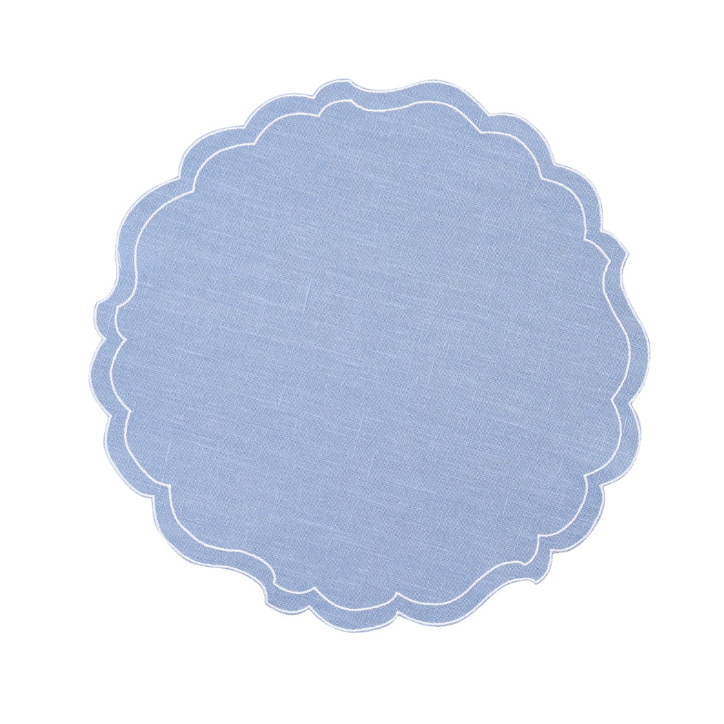 Nina Campbell Coated Linen Papersmooth Placemat Periwinkle/White against a white background