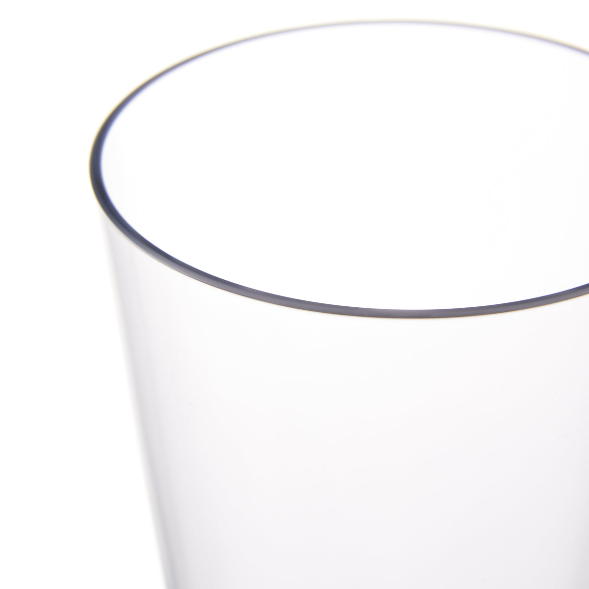 Nina Campbell Jewel Champagne Flute Diamond close up rim against a white background