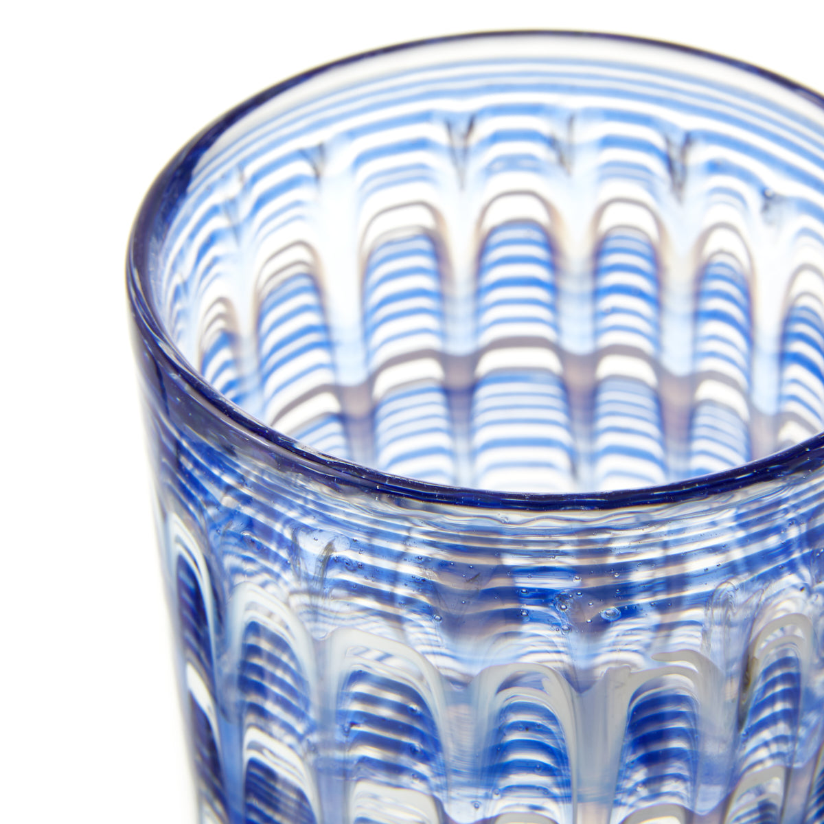 Nina Campbell Small Tumbler Blue/White Ripples close up rim