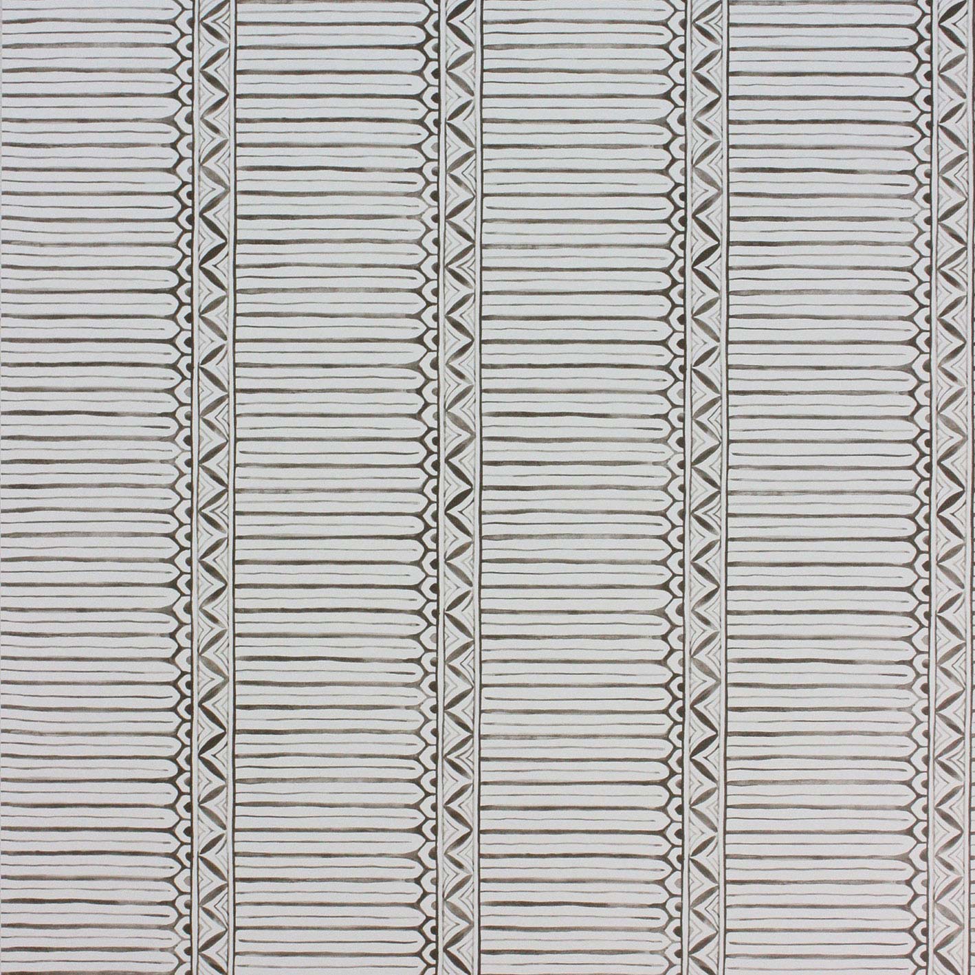 Les Rêves Domiers Charcoal/Ivory NCW4307-01