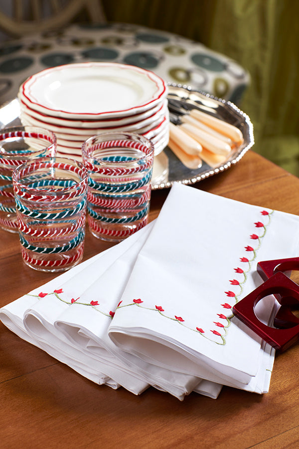 Nina Campbell Marguerite Napkin Red on table  setting