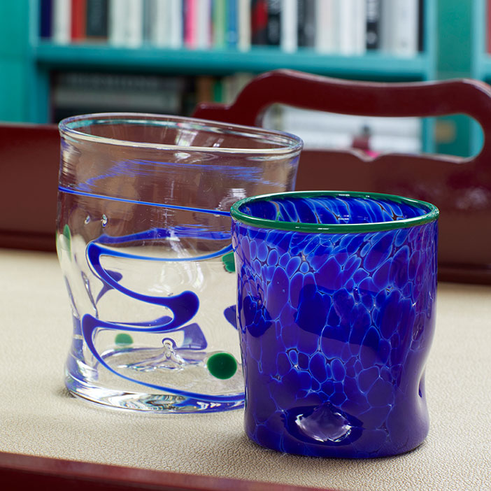 Nina Campbell Wonkie Jimmie Juice Glass Cobalt with wackie dot glassware