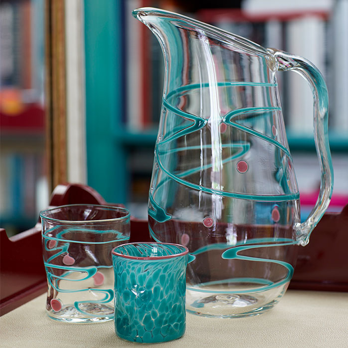 Nina Campbell Wackie Pitcher Teal/pink with other glassware