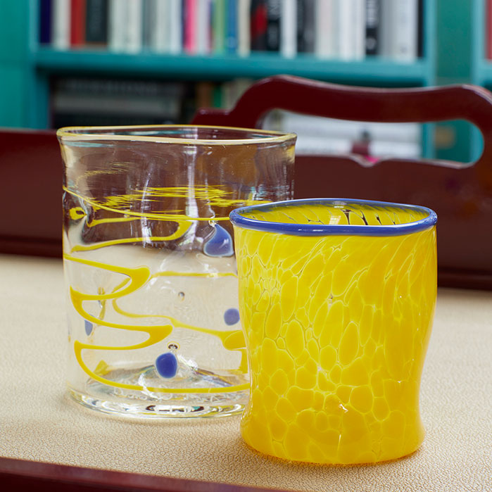 Nina Campbell Wonkie Jimmie Juice Glass Yellow with yellow wackie dot glass