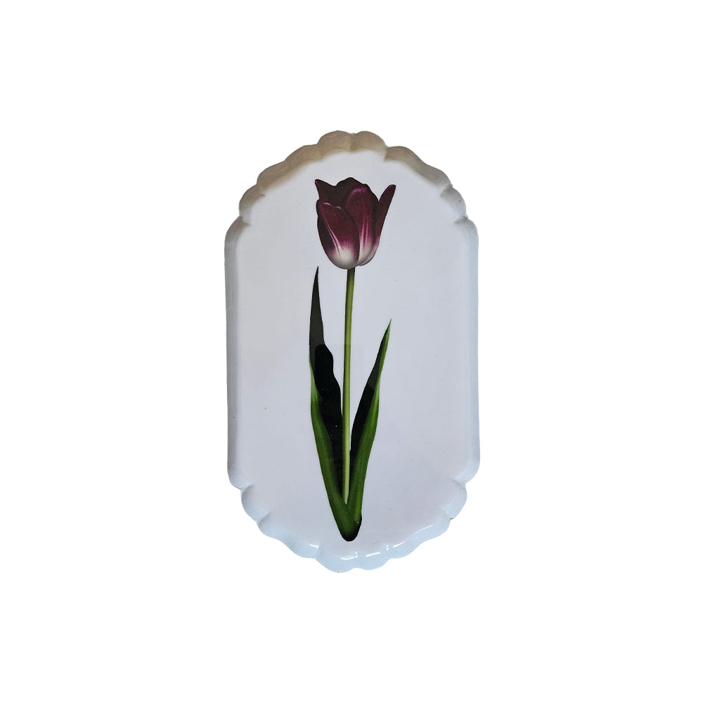 Iron Tray Scalloped Tulip