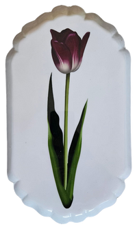 Iron Tray Scalloped Tulip