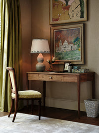 Sylvia Desk