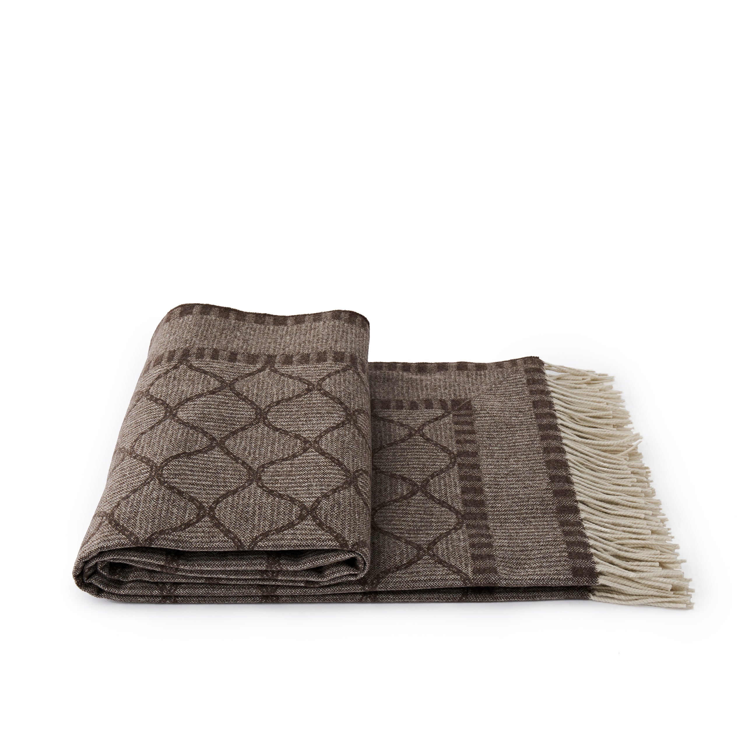 Wavy Trellis Throw Chocolate