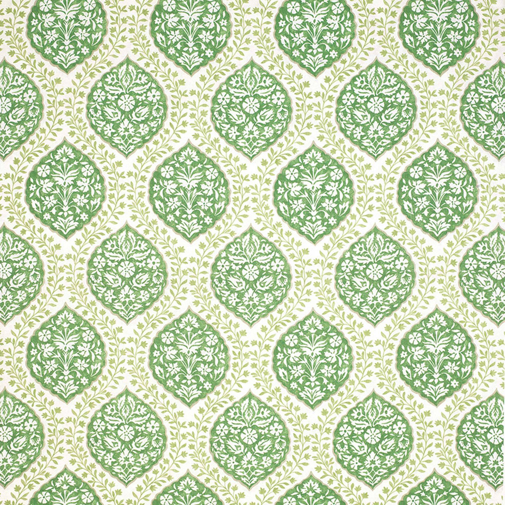 Nina Campbell Fabric - Les Rêves Marguerite Green/Ivory NCF4294-02