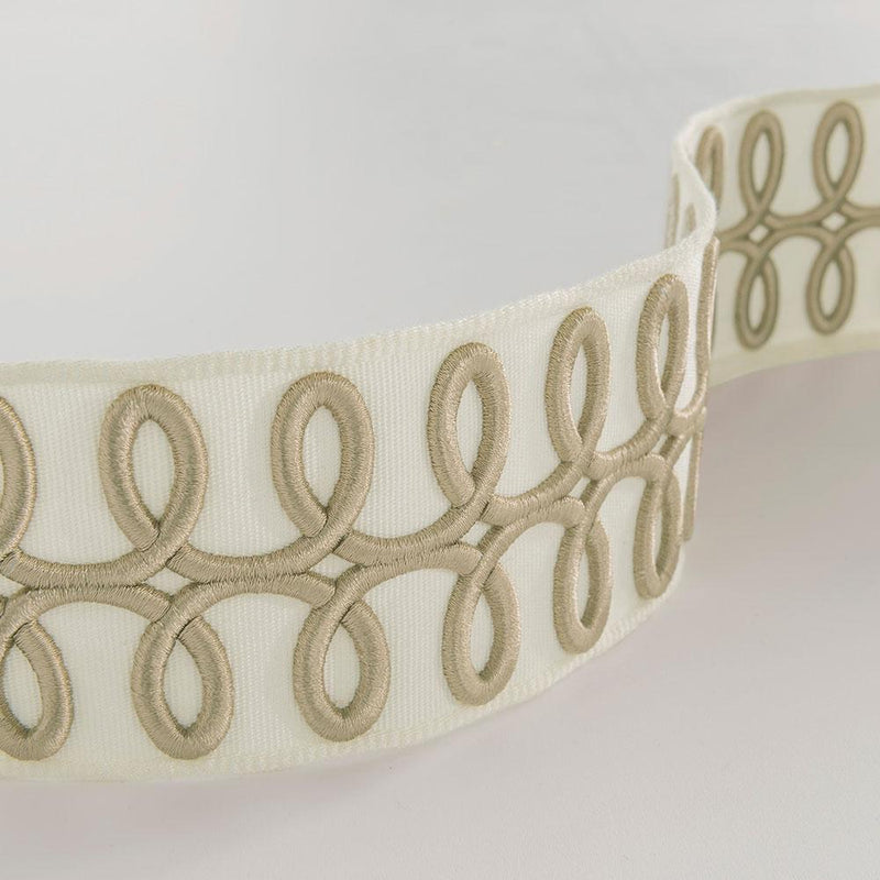 Trianon Muette Braid Beige/Ivory Fabric - NCT513-01